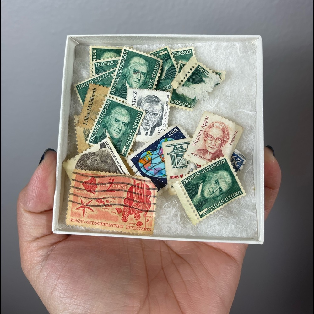 Vintage Thomas Jefferson and Others Stamps